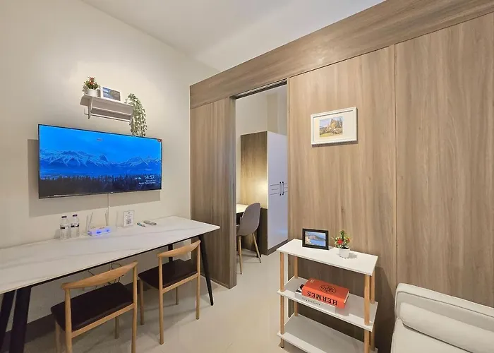 Citispace 1br Condotel At Fame Residences #fm46b 公寓